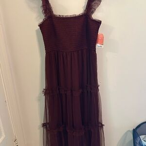 ARULA Rich Burgundy Textured Dressing